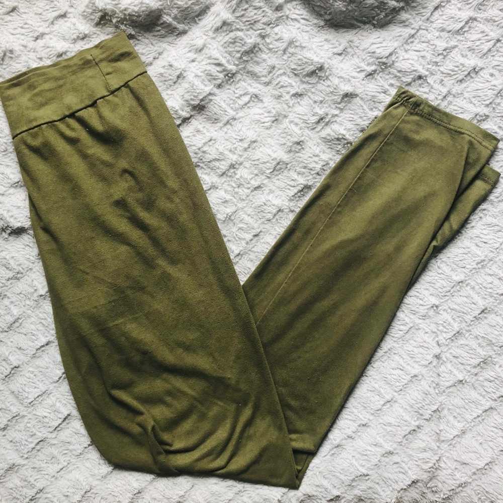 Green suede Leggings